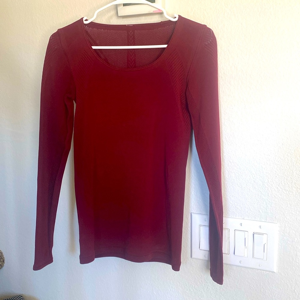 Lululemon reveal long sleeve top